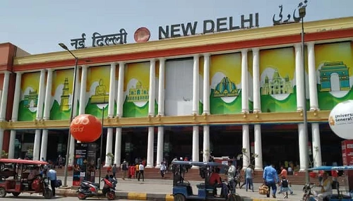 New Delhi Railway Station, Delhi